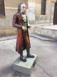 La statue de Goya, en couleurs, aux quatre coins de la ville - DR : J.-P.C. La statue de Goya, en couleurs, aux quatre coins de la ville - DR : J.-P.C.