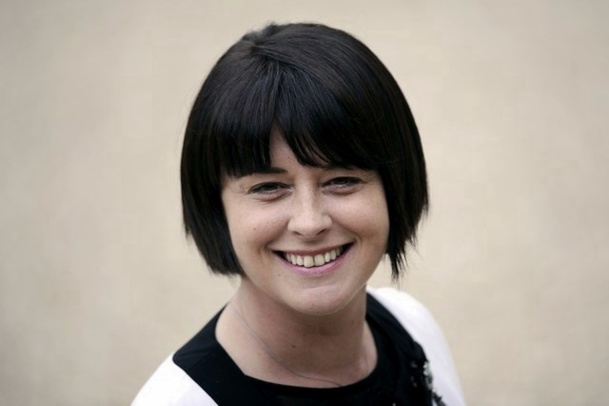 La Case de l'Oncle Dom: qui veut la peau de Mademoiselle Pinel ? La Case de l'Oncle Dom: qui veut la peau de Mademoiselle Pinel ?