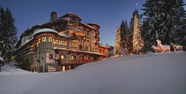 Le Palace les Airelles est situé au pied des pistes des Trois Vallées - Photo DR