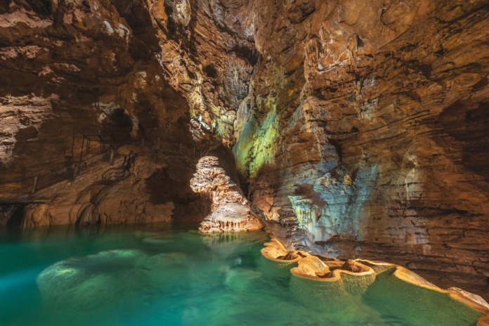Cette 2e année COVID éloigne le Gouffre de Padirac de son record de fréquentation de 503 000 visiteurs en 2019, avec 345 000 visiteurs en 2021 - DR : C.Gerigk / SES de Padirac Cette 2e année COVID éloigne le Gouffre de Padirac de son record de fréquentation de 503 000 visiteurs en 2019, avec 345 000 visiteurs en 2021 - DR : C.Gerigk / SES de Padirac