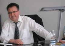 Rachid GORRI est consultant et coach International en stratégie marketing et communication (r.gorri@free.fr).