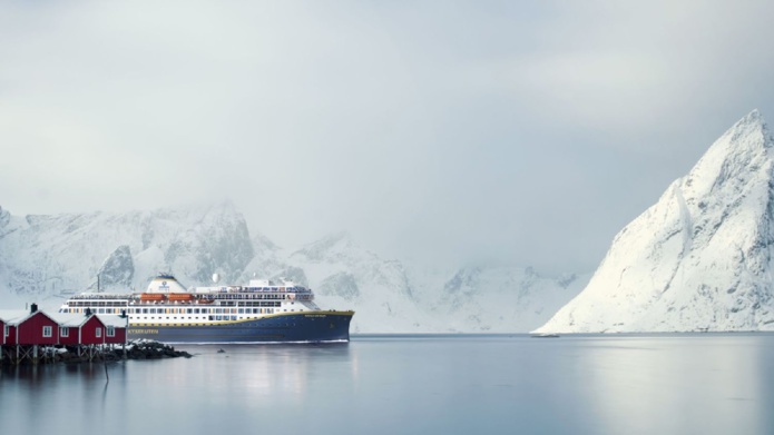 Le Havila Capella de la compagnie Havila Voyages a débuté ses opérations en Suède. Ce navire est propulsé par un système de batterie électrique et fonctionne aussi au GNL - Photo Havila Le Havila Capella de la compagnie Havila Voyages a débuté ses opérations en Suède. Ce navire est propulsé par un système de batterie électrique et fonctionne aussi au GNL - Photo Havila