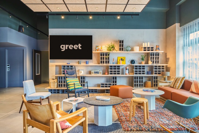 Au greet Paris Nord, les visiteurs seront notamment surpris par un vieux flipper installé dans le hall, objet iconique de l’hôtel - DR : greet Au greet Paris Nord, les visiteurs seront notamment surpris par un vieux flipper installé dans le hall, objet iconique de l’hôtel - DR : greet