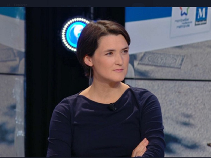 "La France se sert de ses atouts comme de ses fleurons touristiques, pour s'exporter et rayonner à l'international," selon Anne Sénéquier auteur du livre "La géopolitique, tout simplement" - DR "La France se sert de ses atouts comme de ses fleurons touristiques, pour s'exporter et rayonner à l'international," selon Anne Sénéquier auteur du livre "La géopolitique, tout simplement" - DR