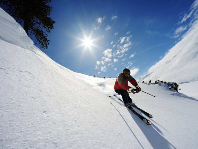 Suite à l'allègement des conditions d'entrée, les Britanniques réservent à nouveau dans les stations de ski françaises -Depsoiphotos.com Auteur dell640