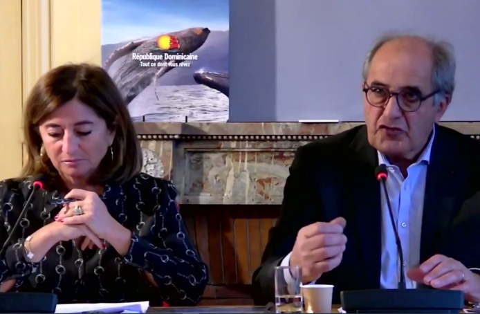 Valérie Boned et Jean-Pierre Mas lors de la conférence de presse des Entreprises du Voyage : "Le redémarrage est plus lent et plus compliqué que ce que nous avions imaginé. Nous respirons mais nous avons le plomb de la dette accroché à nos jambes. Je crains que le nombre de défaillances soit plus important en 2022 qu'en 2020 et 2019" - Photo DR