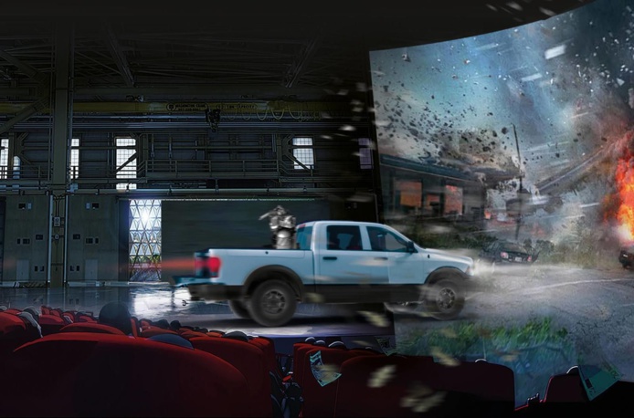 Chasseurs de tornades la nouvelle attraction à 360° (© Futuroscope) Chasseurs de tornades la nouvelle attraction à 360° (© Futuroscope)