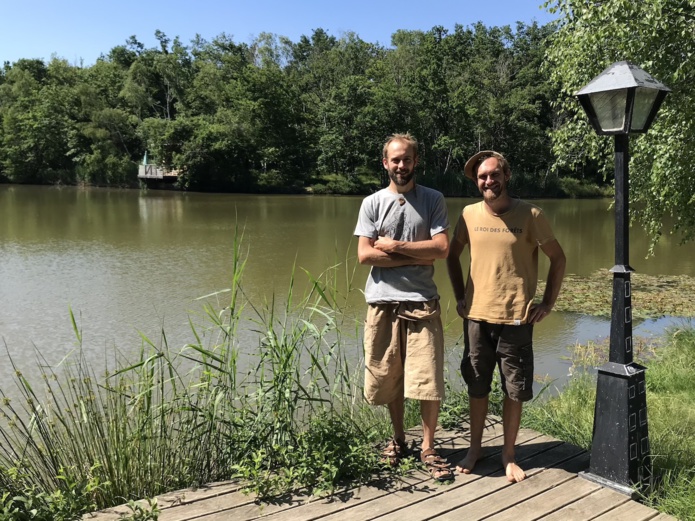 Loïc et Yolain Ducreu, paysagistes et bâtisseurs (© Virginie Charron) Loïc et Yolain Ducreu, paysagistes et bâtisseurs (© Virginie Charron)