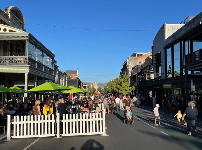 En Australie le tourisme va repartir sans main d'oeuvre et avec une industrie considérablement affaiblie par deux années de crise selon Sébastien Cros, le PDG du réceptif Across Australia - SC En Australie le tourisme va repartir sans main d'oeuvre et avec une industrie considérablement affaiblie par deux années de crise selon Sébastien Cros, le PDG du réceptif Across Australia - SC