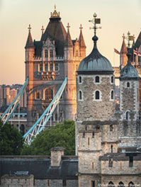 Tour de Londres et Tower Bridge © VisitBritain / Antoine Buchet