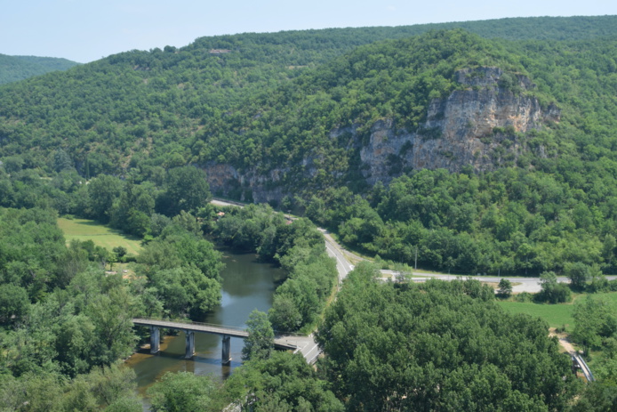 Les gorges de l'Aveyron (©Tarn&Garonne Tourisme) Les gorges de l'Aveyron (©Tarn&Garonne Tourisme)