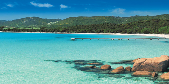Baie de Santa Giulia © Fotolia