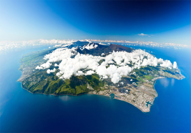 Pour aller plus loin dans le développement touristique de l'île, l'objectif désormais pour l'IRT est de diversifier ses clientèles pour sécuriser sa fréquentation - © Beboy - Fotolia.com Pour aller plus loin dans le développement touristique de l'île, l'objectif désormais pour l'IRT est de diversifier ses clientèles pour sécuriser sa fréquentation - © Beboy - Fotolia.com