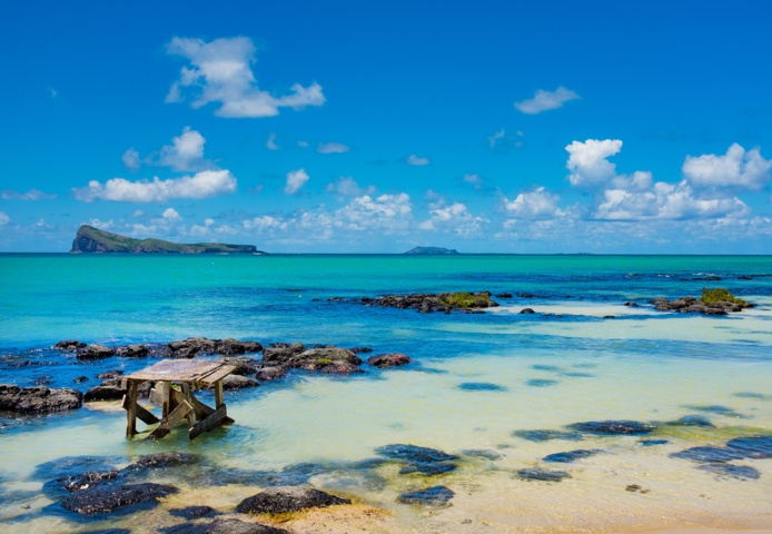 L'Ile Maurice a annoncé une nouveau protocole pour les voyageurs. Le test PCR avant départ n'est plus nécessaire pour les voyageurs vaccinés -Depositphotos.com Auteur zoomteam