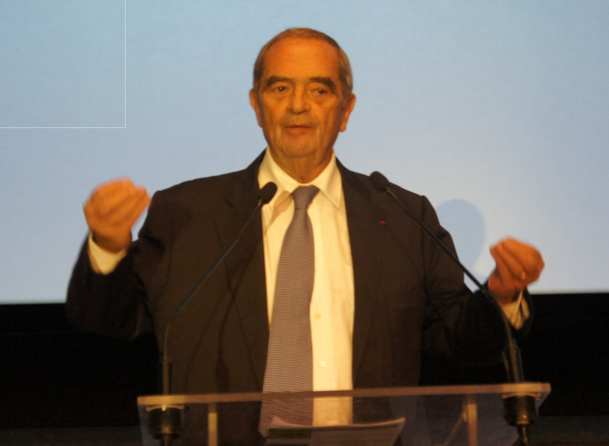 La Case de l'Oncle Dom : tout le monde il est beau tout le monde il est gentil ! La Case de l'Oncle Dom : tout le monde il est beau tout le monde il est gentil !