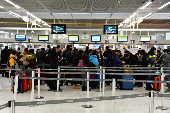 Entry/Exit System : la mise en place du nouveau règlement pourrait engendrer des temps d'attente plus longs aux frontières de l'espace Schengen.Depositphotos.com Auteur packshot