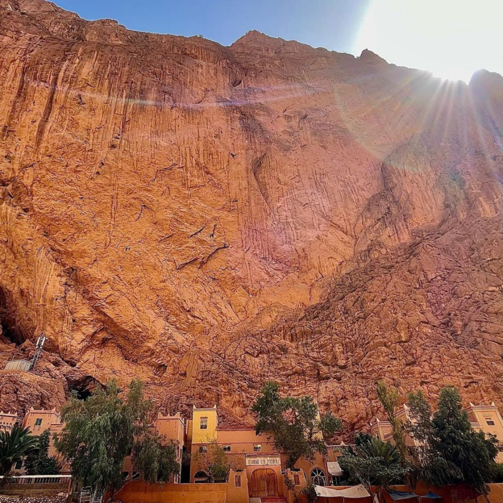 Gorges De Todra - Instagram © @chl_worldwide Gorges De Todra - Instagram © @chl_worldwide