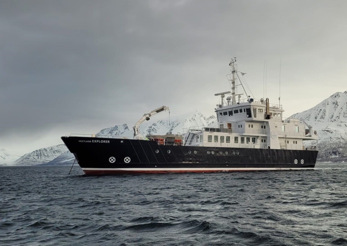 Après une série de croisières au départ de Tromsø, l'Explorer mettra le cap début avril 2022 vers Longyearbyen (Spitzberg) où il restera positionné durant l'été, avant de revenir à Tromsø. En août 2023, il se rendra également dans le Nord-Est du Groenland - DR : A.B. Après une série de croisières au départ de Tromsø, l'Explorer mettra le cap début avril 2022 vers Longyearbyen (Spitzberg) où il restera positionné durant l'été, avant de revenir à Tromsø. En août 2023, il se rendra également dans le Nord-Est du Groenland - DR : A.B.