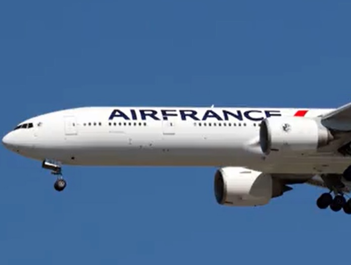 Un Boeing d'Air France évite le crash à Roissy Un Boeing d'Air France évite le crash à Roissy