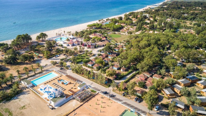 Camping Marina d'Erba Rossa Corse (©Homair)