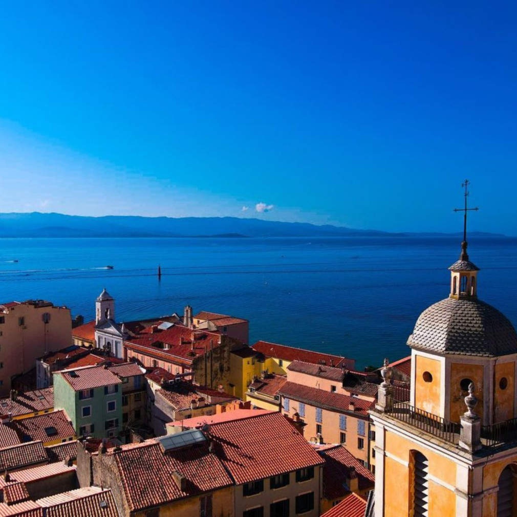 Ajaccio - Instagram © @manue2a_corsica Ajaccio - Instagram © @manue2a_corsica