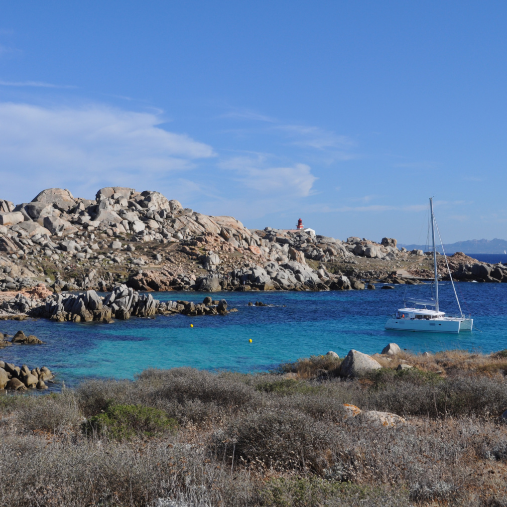 Découvrez les îles Lavezzi avec VoyageursMaG Découvrez les îles Lavezzi avec VoyageursMaG