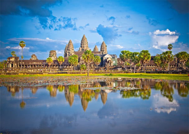 The Angkor temple in Cambodia was absolutely not visited until the 80s, and after its ranking in 1992, it attracted 60,000 visitors in 1999, 250,000 in 2001 and 3 million visitors in 2011 © Aleksandar Todorovic - Fotolia . com
