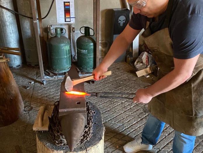 Expérience vécue, forger soi-même son couteau de table (©Wecandoo)