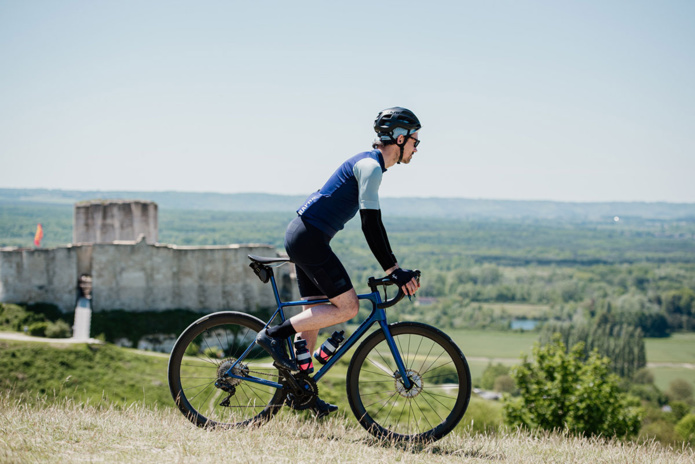 Vue sur le Château Gaillard. Une_aventure à velo en Normandie avec Matthieu Tordeur © Marie-Anais Thierry Vue sur le Château Gaillard. Une_aventure à velo en Normandie avec Matthieu Tordeur © Marie-Anais Thierry