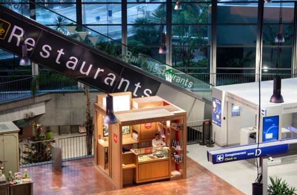 La tarte Tropézienne inaugurera le 7 avril 2014, une boutique de 9 m2 en zone d’embarquement du terminal 2 de l’aéroport International Nice Côte d'Azur - DR