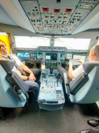 Dans le cockpit de l'un des 5 A350 de French Bee. Un nouveau A350-1000 doit rejoindre la flotte en fin d'année- DR : P.G.