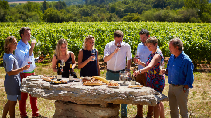 Dégustation au Domaine des Perdrix en Bourgogne (©Domaine Perdrix)