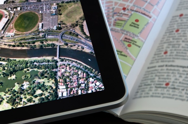 Aux Etats-Unis, selon Fodor’s, on observe une chute de 45% des ventes des guides papier. Les éditeurs se sont portés naturellement vers les applications mobiles qui se développent de façon exponentielle. © Frank Gärtner - Fotolia.com Aux Etats-Unis, selon Fodor’s, on observe une chute de 45% des ventes des guides papier. Les éditeurs se sont portés naturellement vers les applications mobiles qui se développent de façon exponentielle. © Frank Gärtner - Fotolia.com