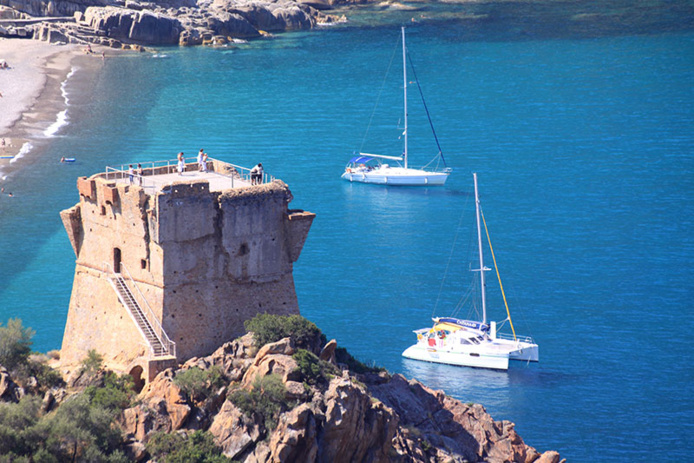 Tour génoise de Porto © Sylvain Alessandri Tour génoise de Porto © Sylvain Alessandri