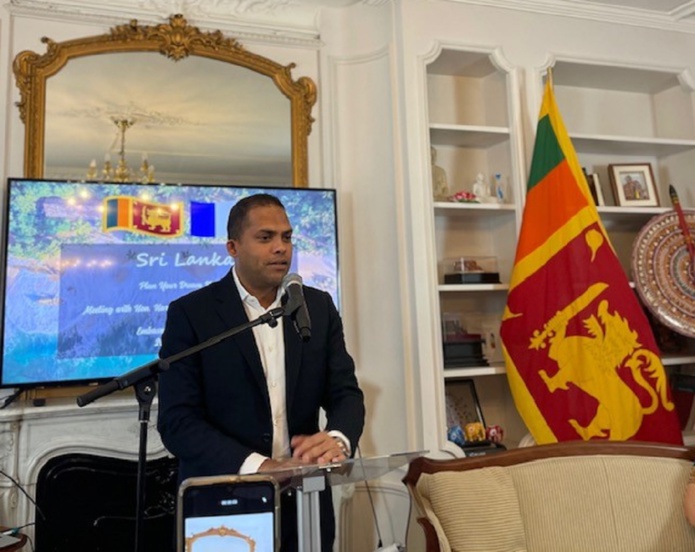 Le Ministre du tourisme au Sri Lanka Monsieur Harin Fernando. Photo C.Hardin Le Ministre du tourisme au Sri Lanka Monsieur Harin Fernando. Photo C.Hardin