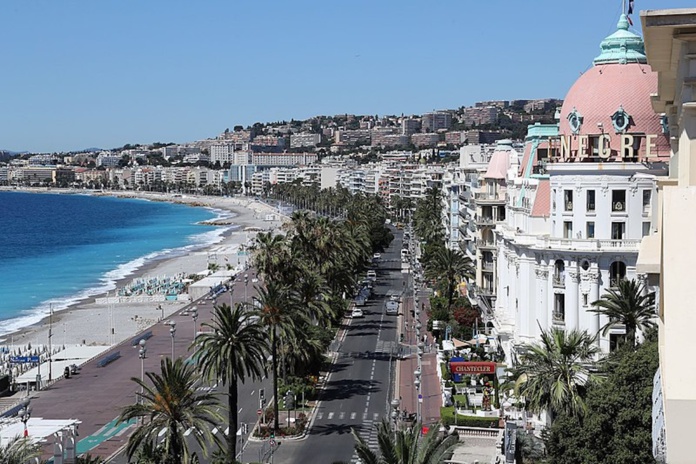 La Promenade des Anglais à Nice (©Wikipedia) La Promenade des Anglais à Nice (©Wikipedia)