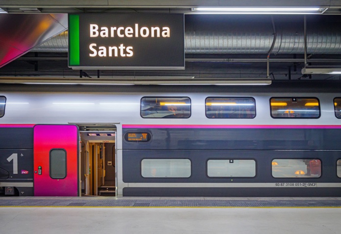 Conçues dans d’anciennes voitures SNCF, les places privilégient l’espace et le confort - DR : Renfe Conçues dans d’anciennes voitures SNCF, les places privilégient l’espace et le confort - DR : Renfe