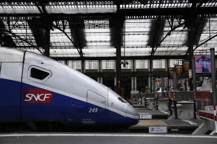 Grève SNCF : le trafic sera perturbé aussi bien pour les trains TGV, Ouigo, Intercités, TER et Transilien - Depositphotos.com Auteur Ale_Mi Grève SNCF : le trafic sera perturbé aussi bien pour les trains TGV, Ouigo, Intercités, TER et Transilien - Depositphotos.com Auteur Ale_Mi