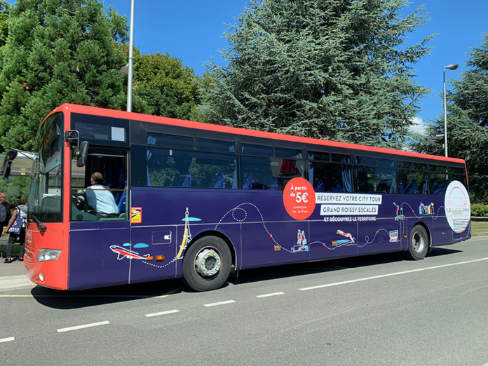 Autocar City Tour Grand Roissy Escales © Office de Tourisme Grand Roissy Autocar City Tour Grand Roissy Escales © Office de Tourisme Grand Roissy