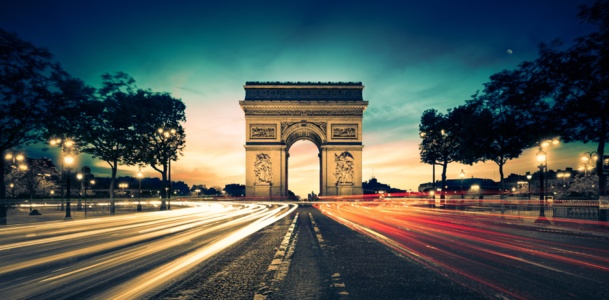 Paris garde sa place de première ville touristique mondiale. © Beboy - Fotolia.com