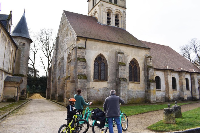 Des circuits éco-responsables dans le PNR du Vexin (©Vél'Ofil)