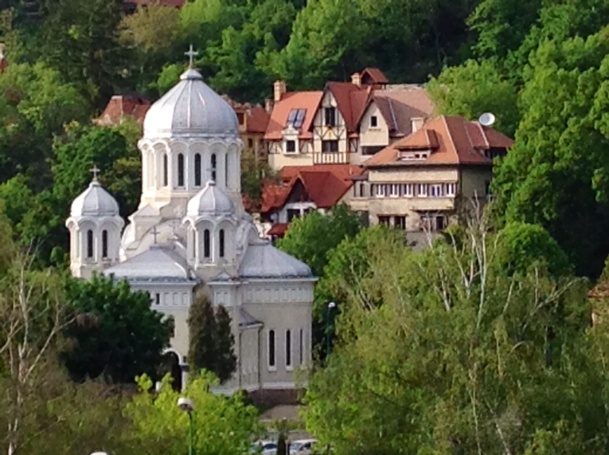 Eglises et monuments regorgent dans la région de Brasov, en Transylvanie Eglises et monuments regorgent dans la région de Brasov, en Transylvanie