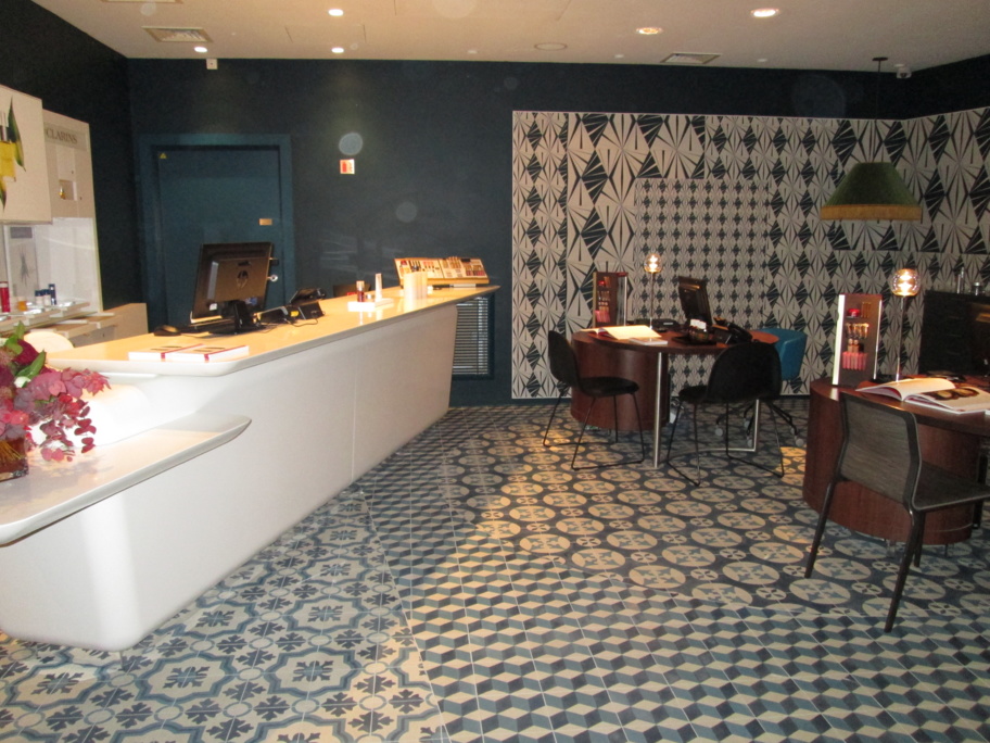 Entrée du Spa Molitor by Clarins Entrée du Spa Molitor by Clarins