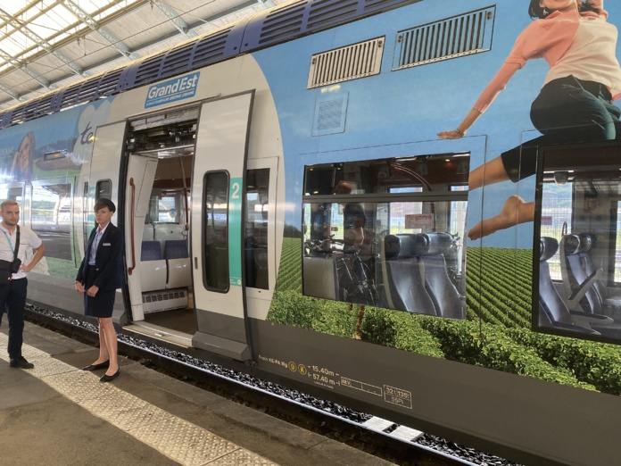 Embarquement dans le Train des Légendes, un TER très touristique (©BC)