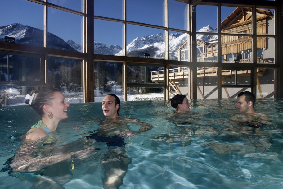 Spa d'eau chaude naturelle à Monêtier-les-Bains (Hautes-Alpes)