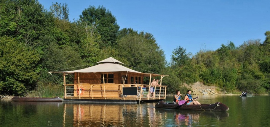 Cabane flottante du Parc Echologia