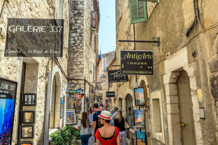 Les touristes revenus nombreux en Région Sud (©DepositPhotos) Les touristes revenus nombreux en Région Sud (©DepositPhotos)