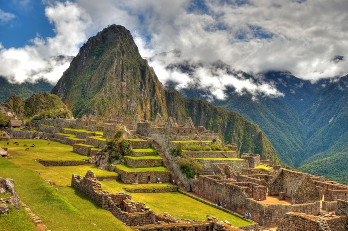 Un minibus transportant des touristes a chuté dans un ravin au Pérou, de retour d'une excursion au Machu Picchu - DR : DepositPhotos.com, pazham