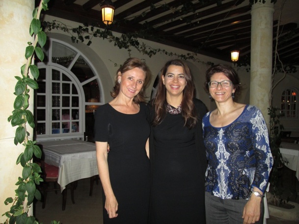 Le comité exécutif du SETO a rencontré Amel Karboul Ministre, Wahida Djait, directeur général et Leila Tekaia, représentante de l’ONTT en France lors de son séminaire annuel en Tunisie - Photo M.S. Le comité exécutif du SETO a rencontré Amel Karboul Ministre, Wahida Djait, directeur général et Leila Tekaia, représentante de l’ONTT en France lors de son séminaire annuel en Tunisie - Photo M.S.