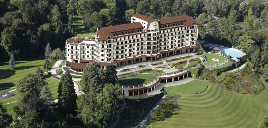 Vue aérienne du Royal Evian - DR